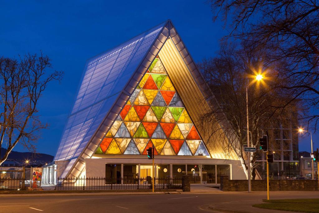 Ramada Suites By Wyndham Christchurch City Екстериор снимка