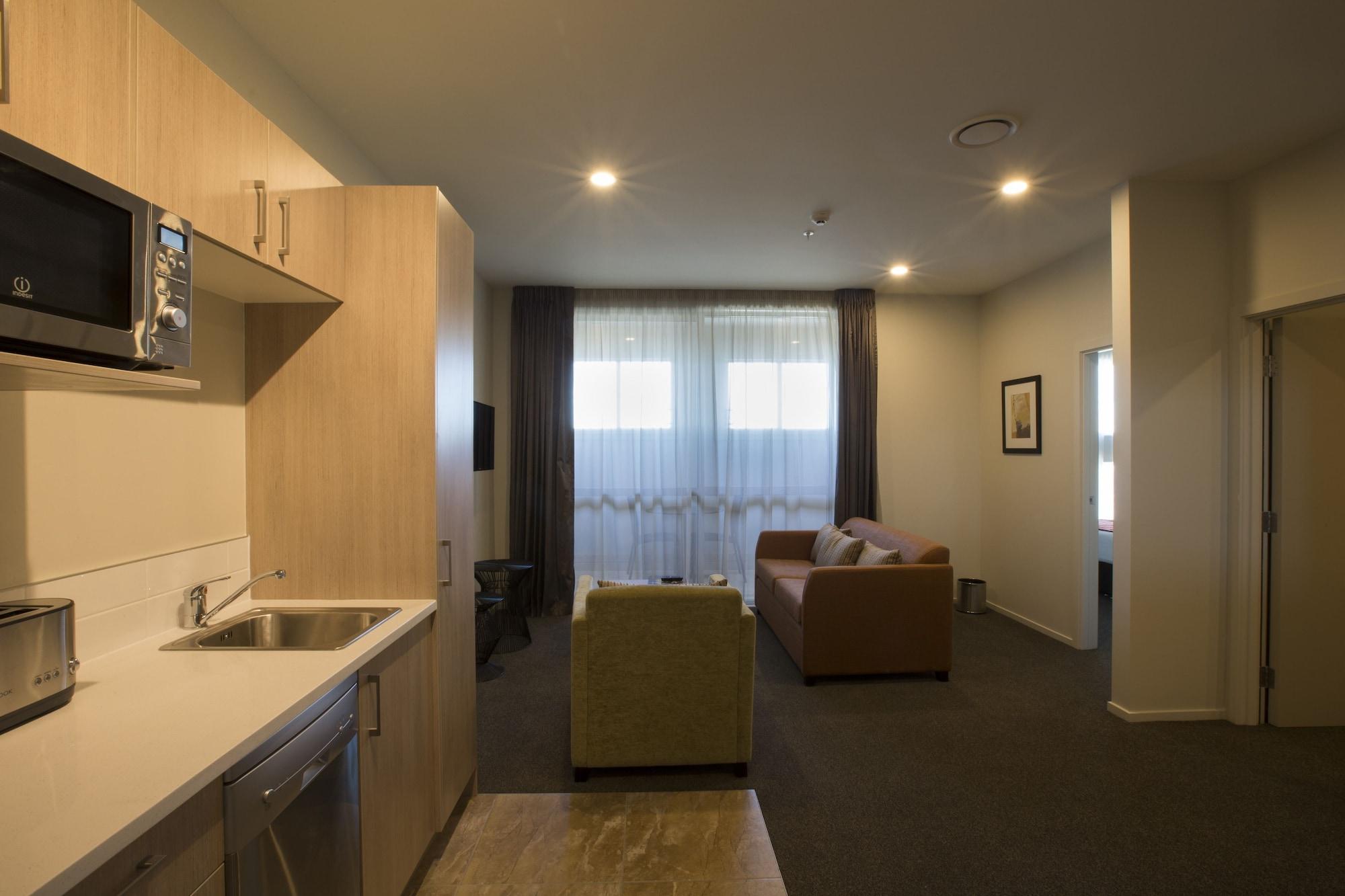 Ramada Suites By Wyndham Christchurch City Екстериор снимка